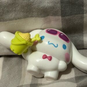 Cinnamoroll with Sand Bucket